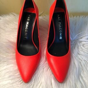 Kat Maconie pebbled leather neon orange pump size 9.5